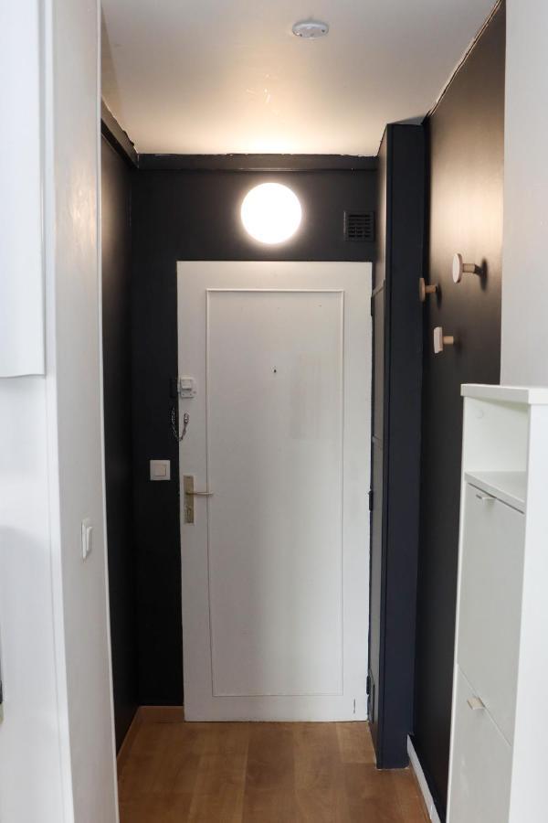 Grand studio design proche de La Défense Rueil-Malmaison Esterno foto